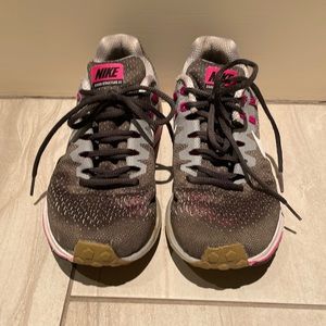 Nike Zoom Structure 20 - Grey/Pink running shoes